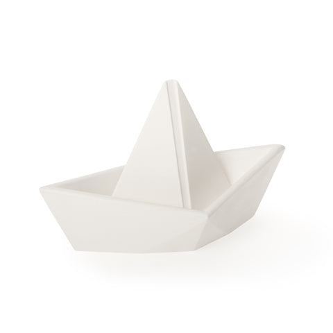 bateau de papier, voilier, béton, déco, Îles de la madeleine, atelier côtier, design maritime, fait au Québec, fait aux Îles, artisan,