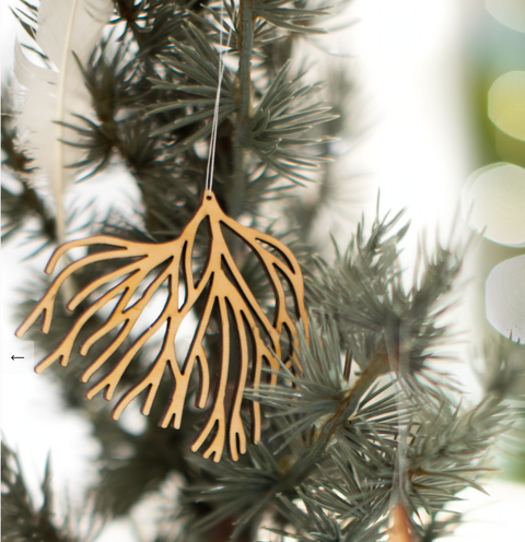 Décorations de sapin en bois